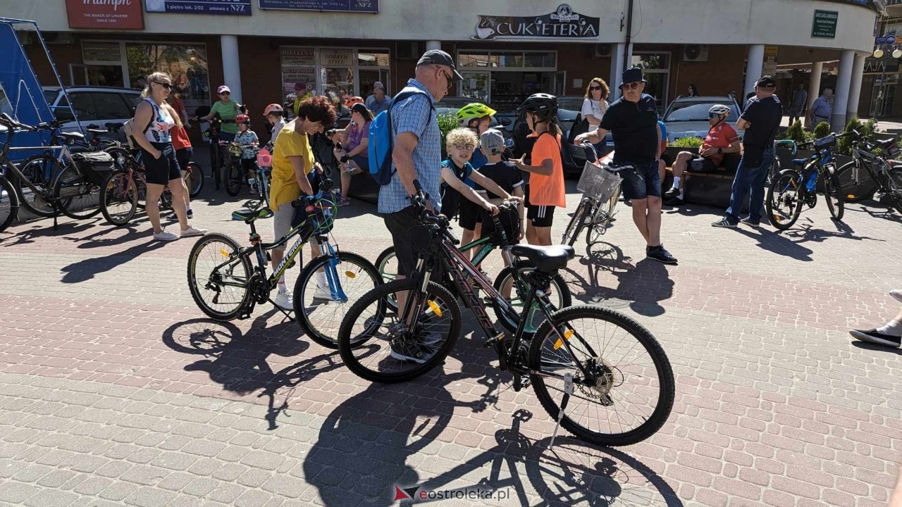 Rajd rowerowy w Święto Flagi [02.05.2024] - zdjęcie #107 - eOstroleka.pl