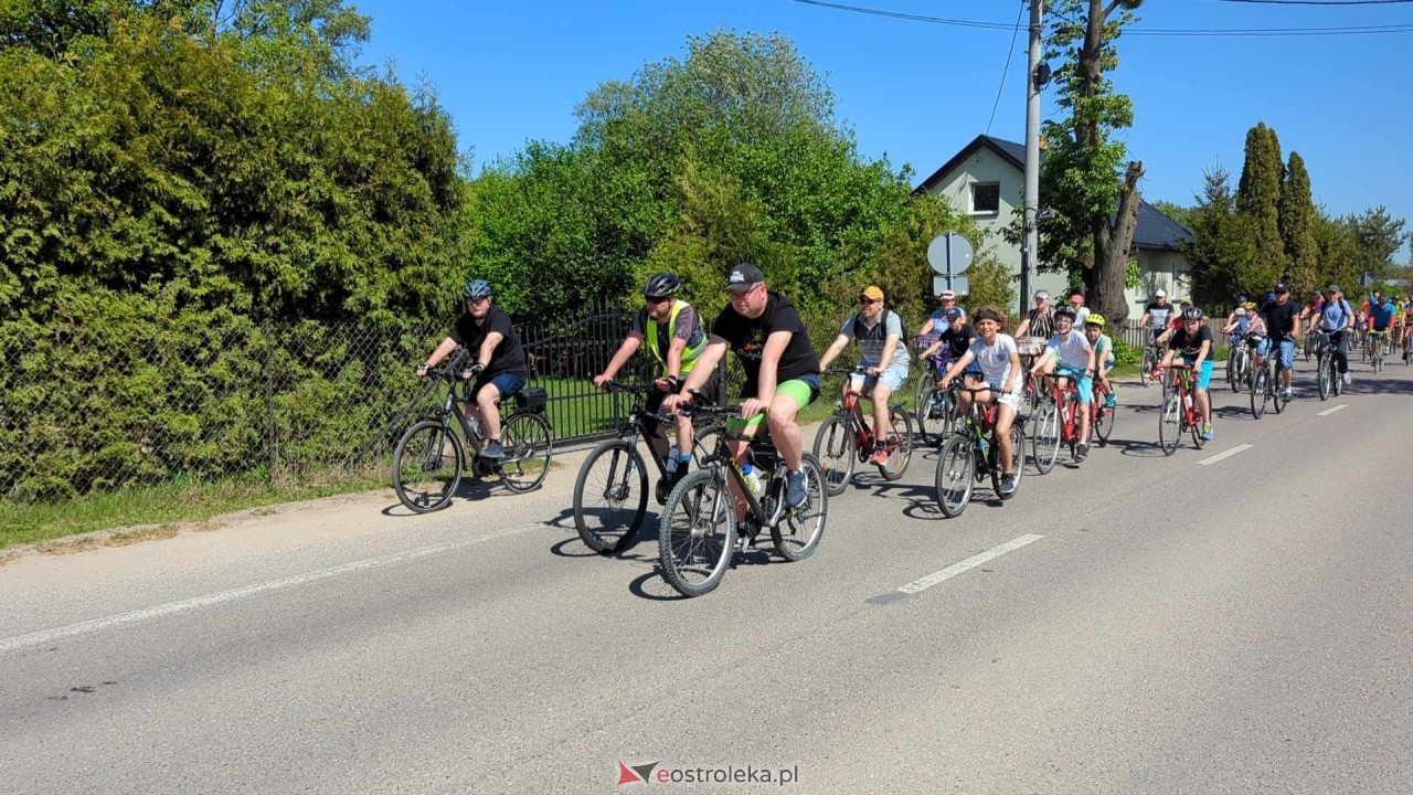 Rajd rowerowy w Święto Flagi [02.05.2024] - zdjęcie #29 - eOstroleka.pl