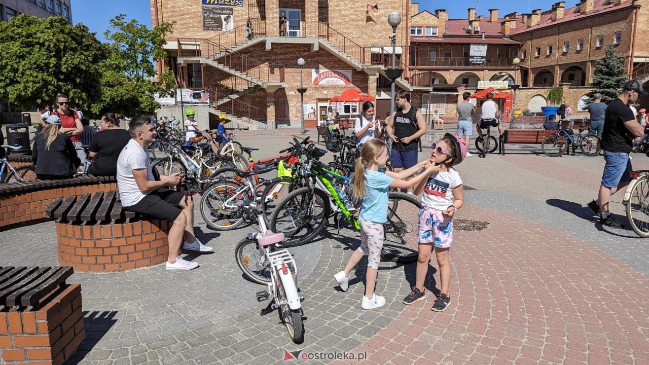 Rajd rowerowy w Święto Flagi [02.05.2024] - zdjęcie #106 - eOstroleka.pl