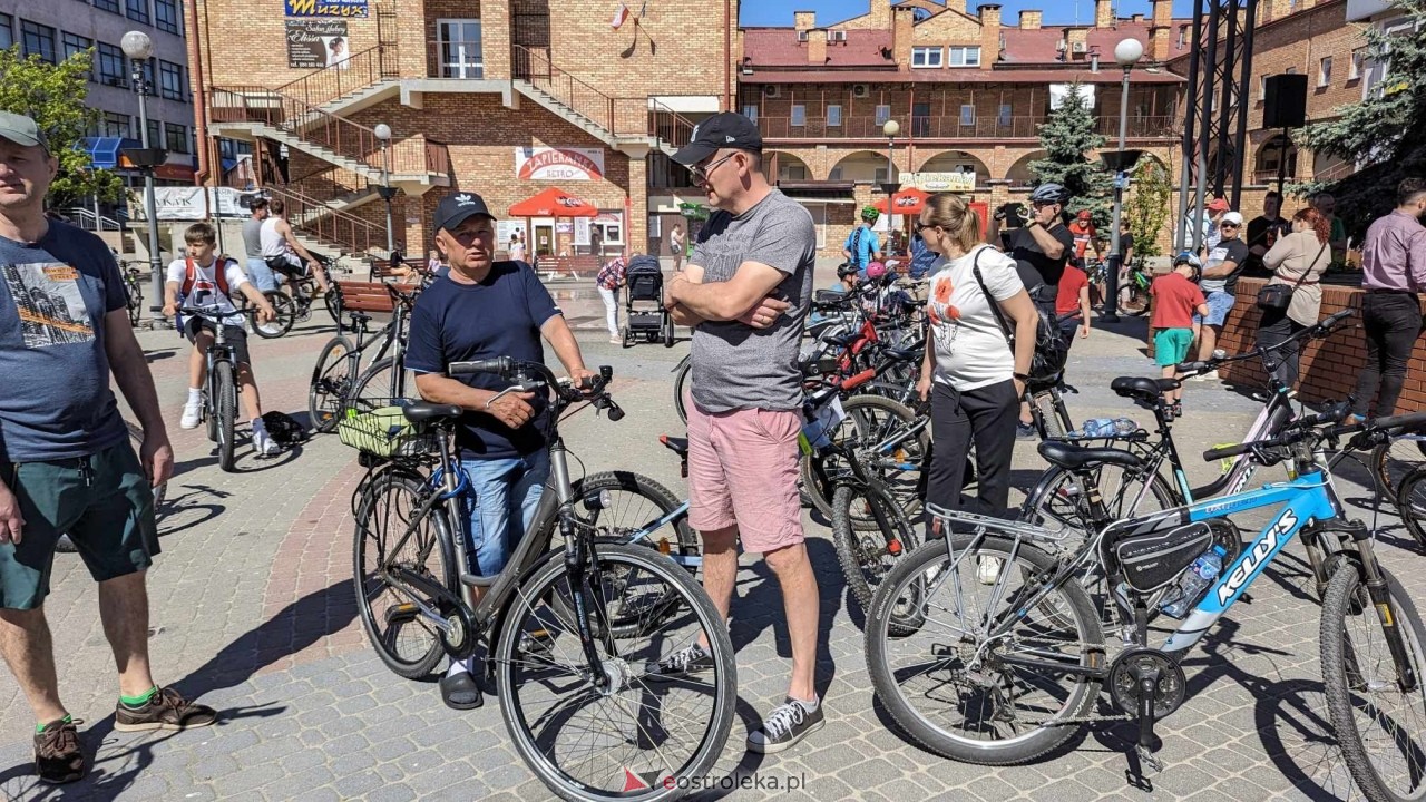 Rajd rowerowy w Święto Flagi [02.05.2024] - zdjęcie #101 - eOstroleka.pl