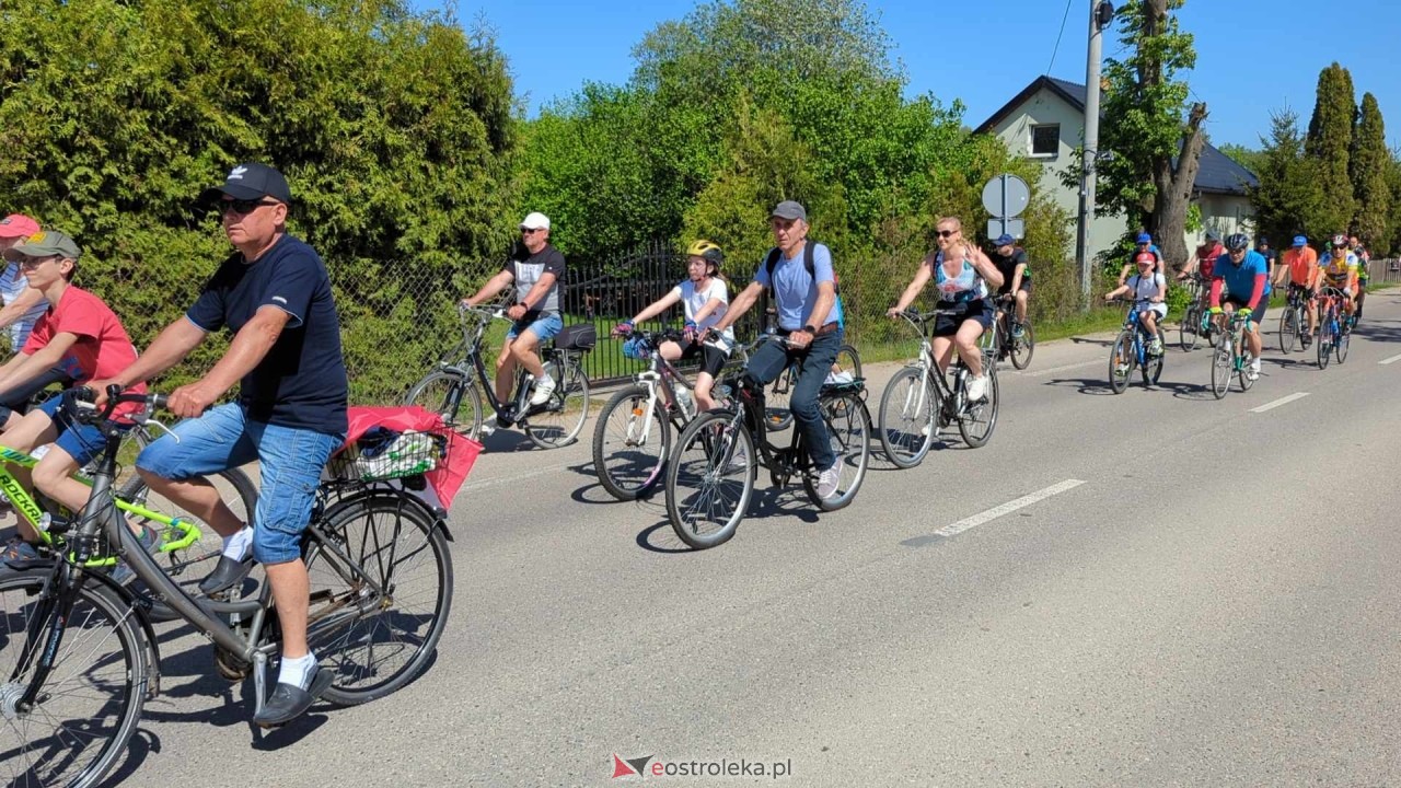 Rajd rowerowy w Święto Flagi [02.05.2024] - zdjęcie #18 - eOstroleka.pl