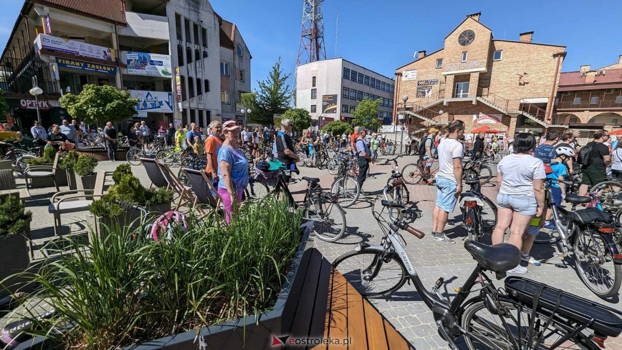 Rajd rowerowy w Święto Flagi [02.05.2024] - zdjęcie #62 - eOstroleka.pl
