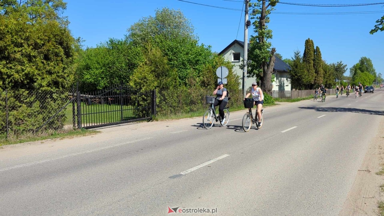 Rajd rowerowy w Święto Flagi [02.05.2024] - zdjęcie #16 - eOstroleka.pl