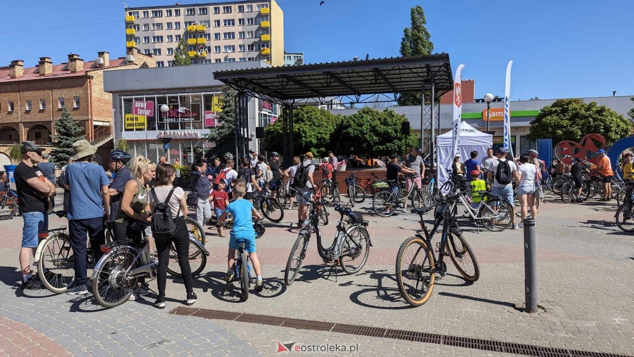 Rajd rowerowy w Święto Flagi [02.05.2024] - zdjęcie #90 - eOstroleka.pl