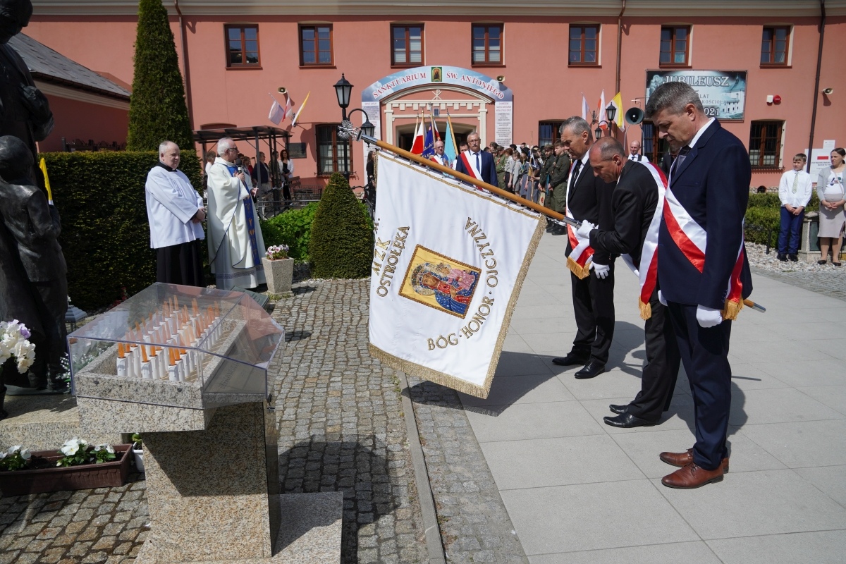 Święto Konstytucji 3 Maja w Ostrołęce [03.05.2024] - zdjęcie #56 - eOstroleka.pl