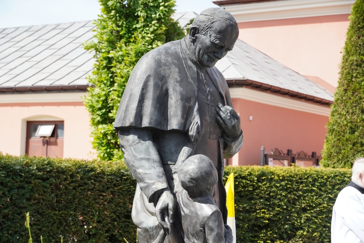 Święto Konstytucji 3 Maja w Ostrołęce [03.05.2024] - zdjęcie #53 - eOstroleka.pl
