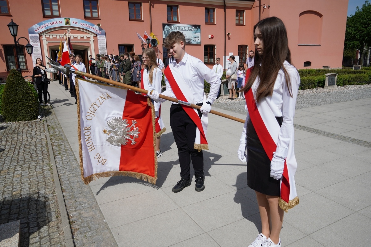 Święto Konstytucji 3 Maja w Ostrołęce [03.05.2024] - zdjęcie #51 - eOstroleka.pl