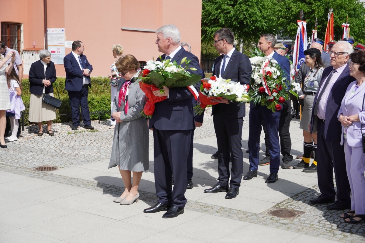 Święto Konstytucji 3 Maja w Ostrołęce [03.05.2024] - zdjęcie #43 - eOstroleka.pl