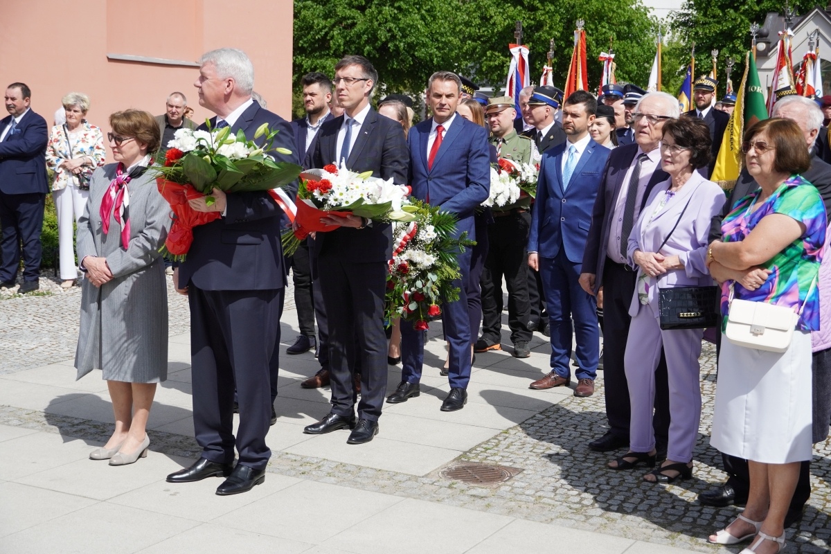 Święto Konstytucji 3 Maja w Ostrołęce [03.05.2024] - zdjęcie #39 - eOstroleka.pl