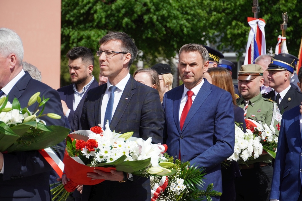 Święto Konstytucji 3 Maja w Ostrołęce [03.05.2024] - zdjęcie #38 - eOstroleka.pl