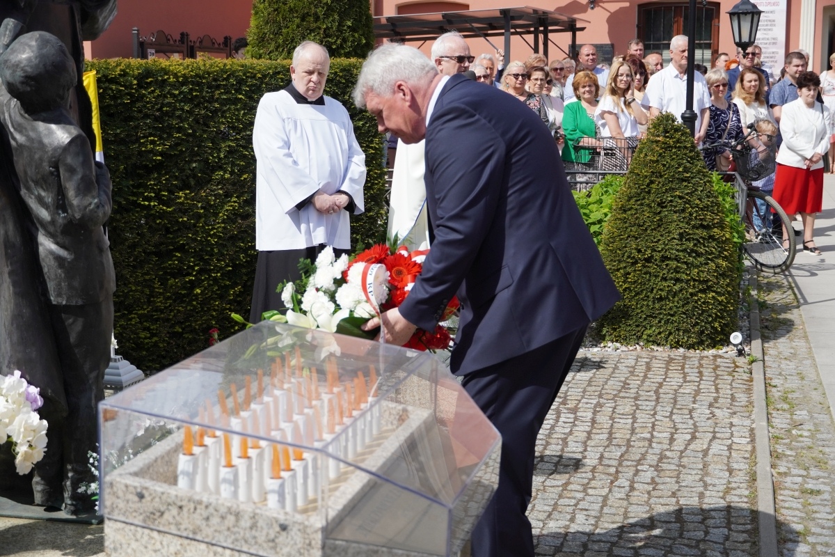 Święto Konstytucji 3 Maja w Ostrołęce [03.05.2024] - zdjęcie #35 - eOstroleka.pl