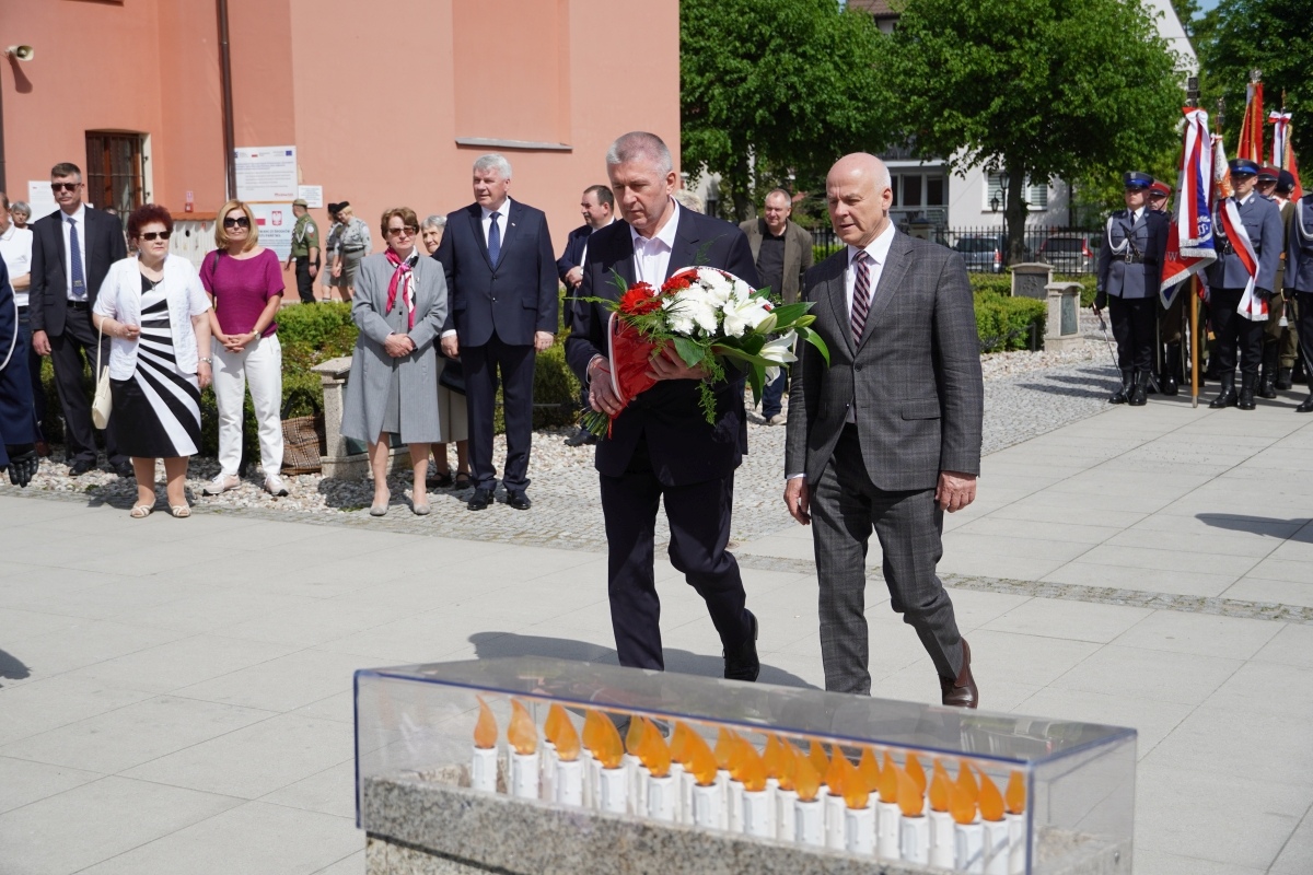 Święto Konstytucji 3 Maja w Ostrołęce [03.05.2024] - zdjęcie #23 - eOstroleka.pl