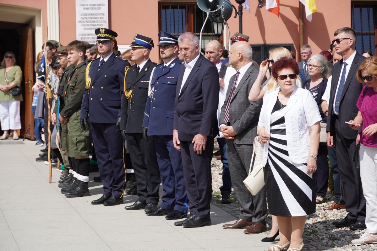 Święto Konstytucji 3 Maja w Ostrołęce [03.05.2024] - zdjęcie #13 - eOstroleka.pl