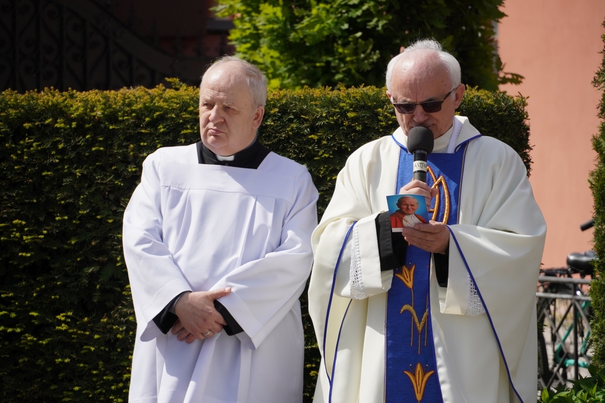 Święto Konstytucji 3 Maja w Ostrołęce [03.05.2024] - zdjęcie #10 - eOstroleka.pl