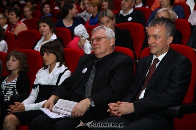 Samorządowa Gala Uczniowska (20.06.2011) - zdjęcie #36 - eOstroleka.pl