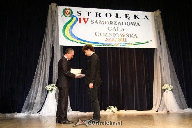 Samorządowa Gala Uczniowska (20.06.2011) - zdjęcie #18 - eOstroleka.pl