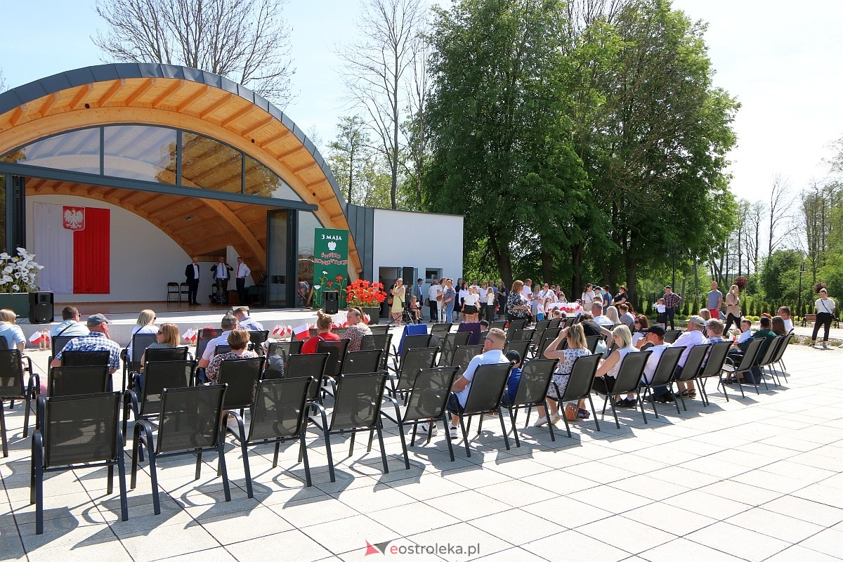 Uroczystość z okazji Narodowego Święta Konstytucji w Troszynie [03..05.2024] - zdjęcie #79 - eOstroleka.pl