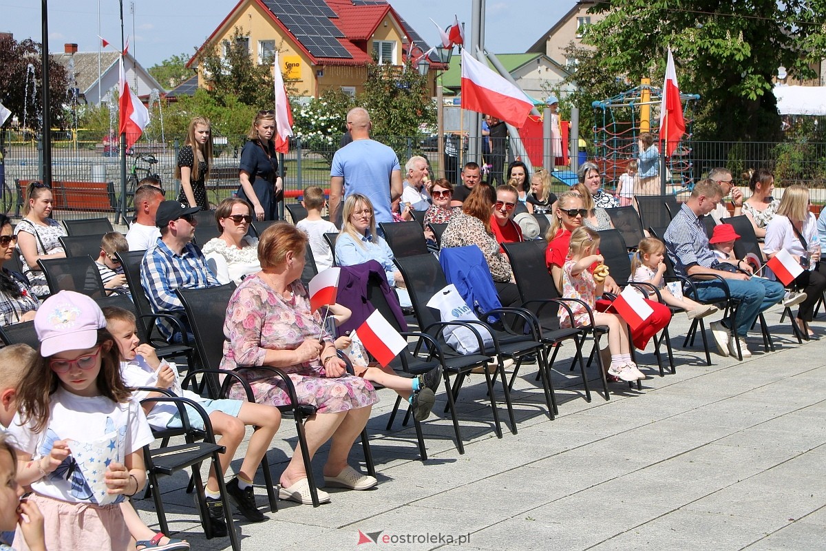 Uroczystość z okazji Narodowego Święta Konstytucji w Troszynie [03..05.2024] - zdjęcie #70 - eOstroleka.pl