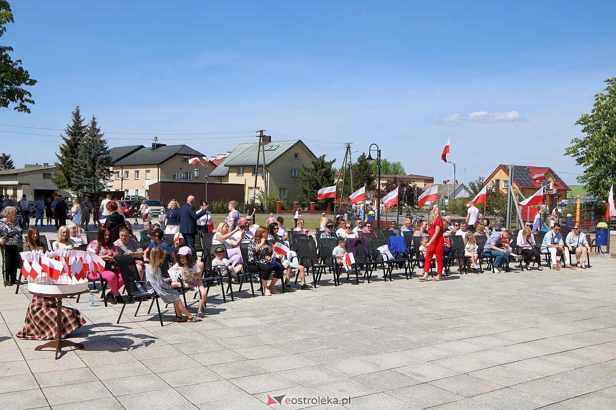 Uroczystość z okazji Narodowego Święta Konstytucji w Troszynie [03..05.2024] - zdjęcie #66 - eOstroleka.pl