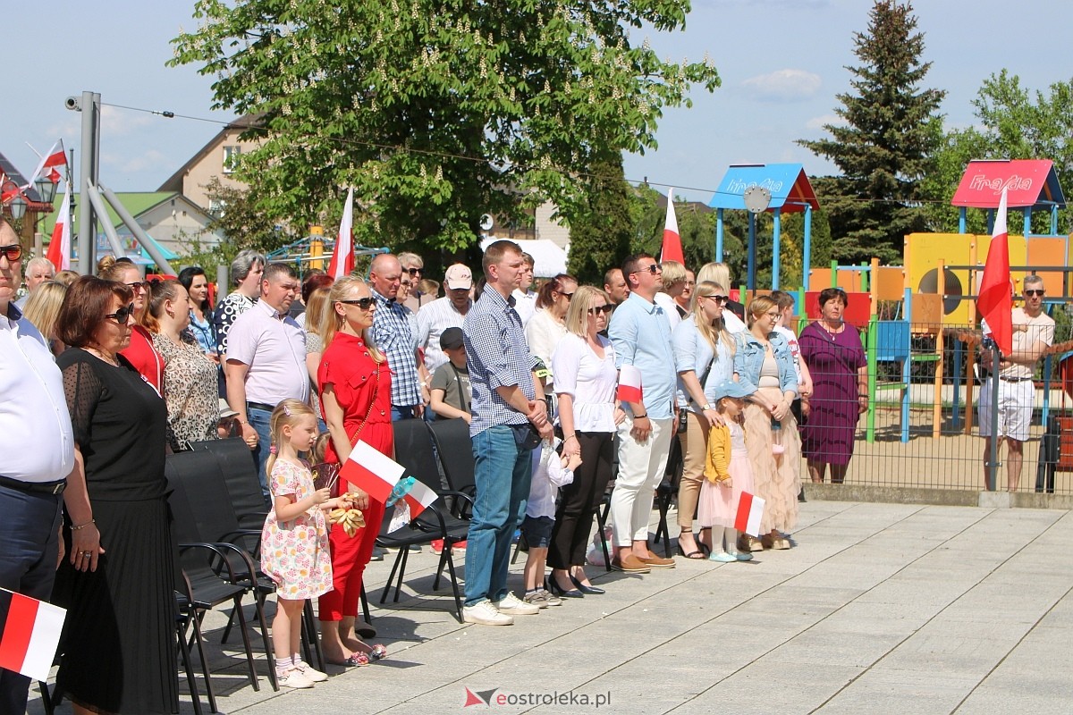 Uroczystość z okazji Narodowego Święta Konstytucji w Troszynie [03..05.2024] - zdjęcie #63 - eOstroleka.pl