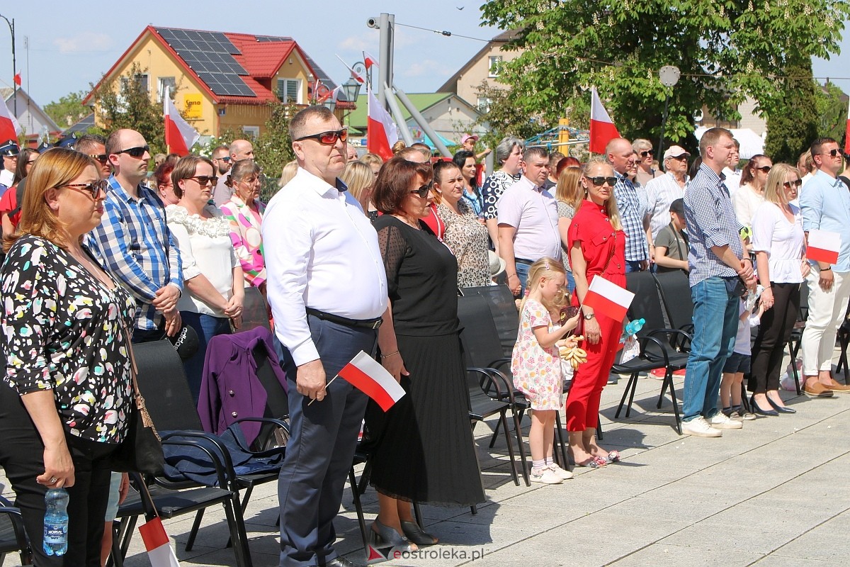 Uroczystość z okazji Narodowego Święta Konstytucji w Troszynie [03..05.2024] - zdjęcie #52 - eOstroleka.pl