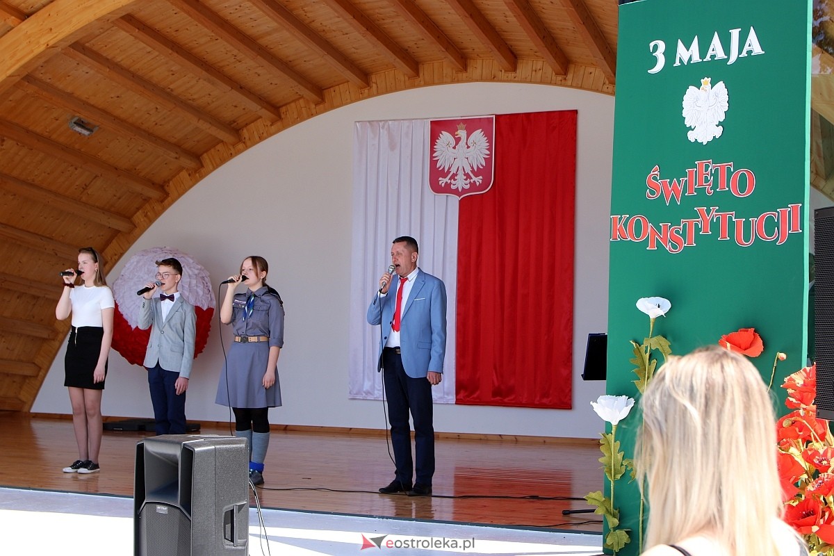 Uroczystość z okazji Narodowego Święta Konstytucji w Troszynie [03..05.2024] - zdjęcie #48 - eOstroleka.pl