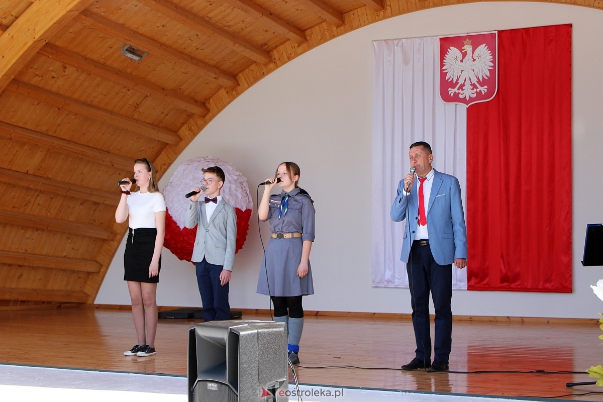 Uroczystość z okazji Narodowego Święta Konstytucji w Troszynie [03..05.2024] - zdjęcie #47 - eOstroleka.pl