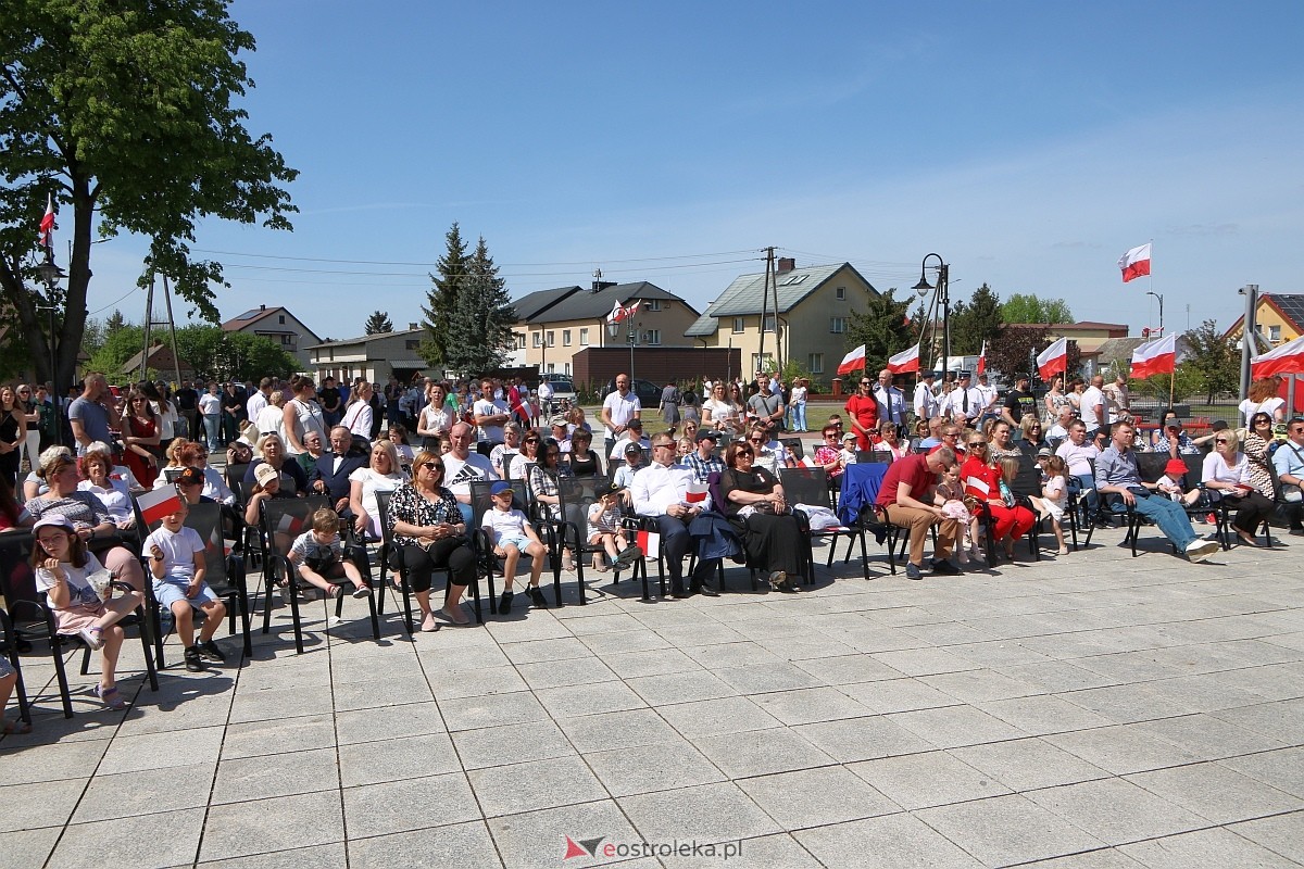 Uroczystość z okazji Narodowego Święta Konstytucji w Troszynie [03..05.2024] - zdjęcie #41 - eOstroleka.pl