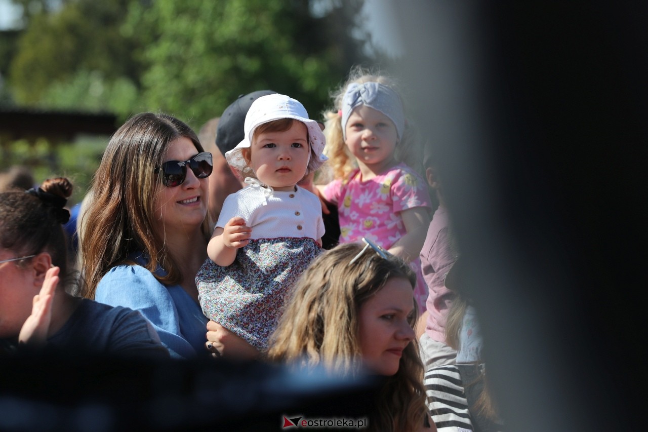 Dzień Baniek Mydlanych ze Smokiem Edziem [03.05.2024] - zdjęcie #85 - eOstroleka.pl