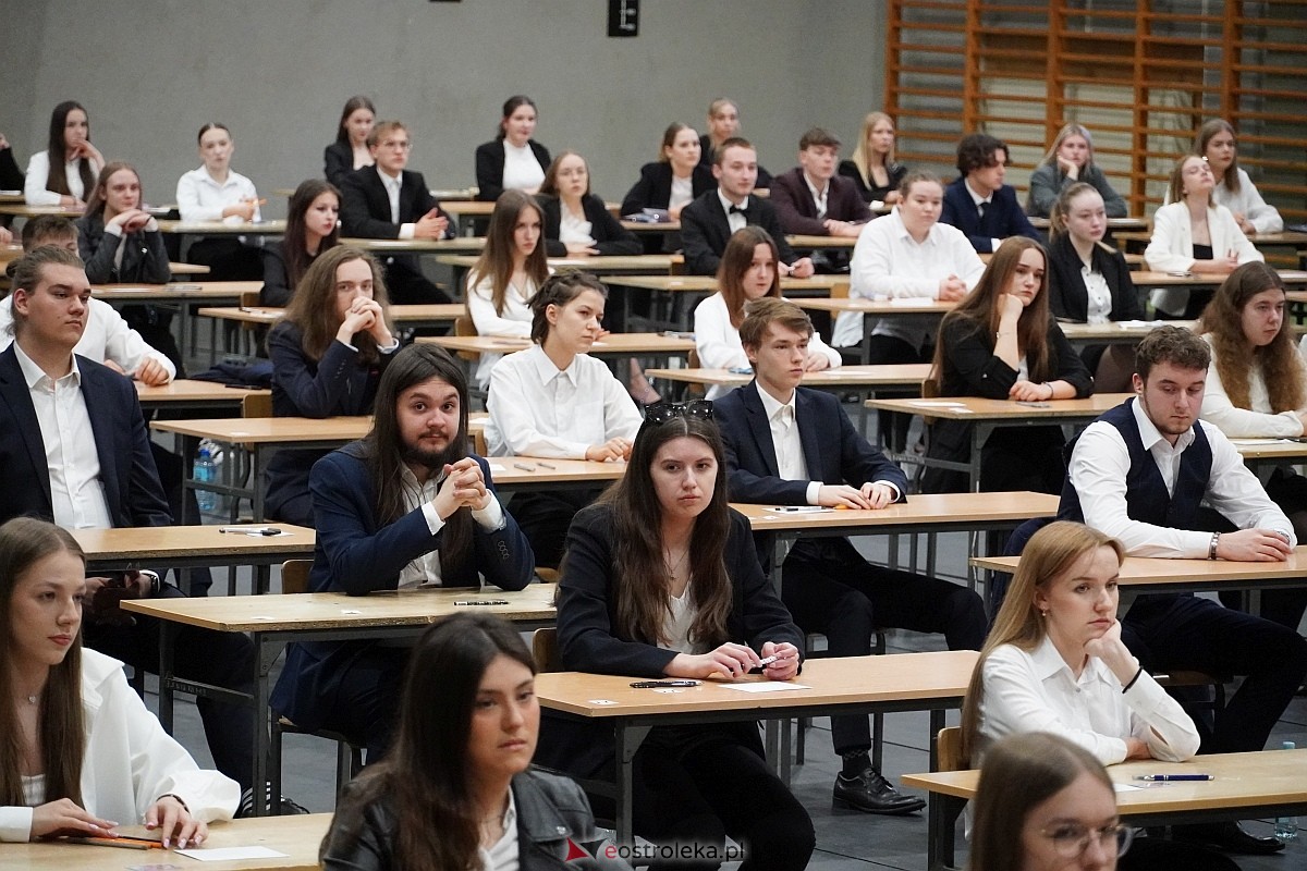 Matura 2024 - język polski [07.05.2024] - zdjęcie #11 - eOstroleka.pl