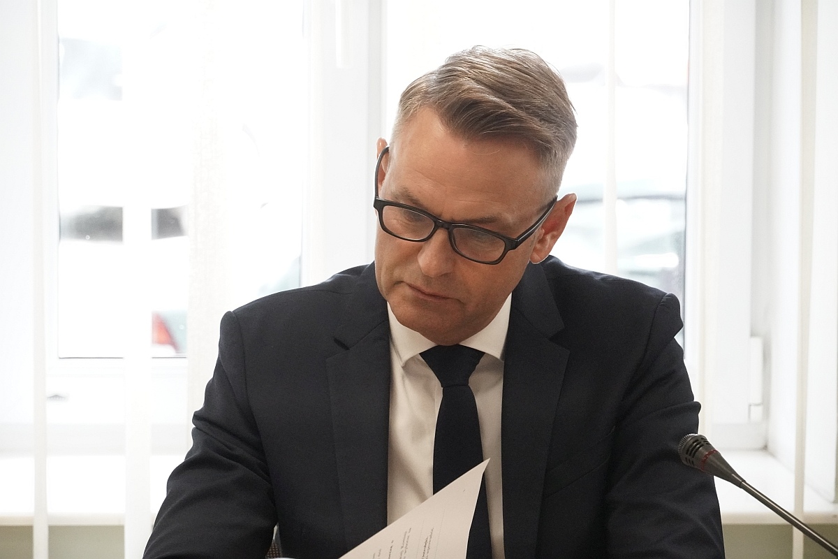 Sesja rady miasta Ostrołęki [07.05.2024] - zdjęcie #120 - eOstroleka.pl