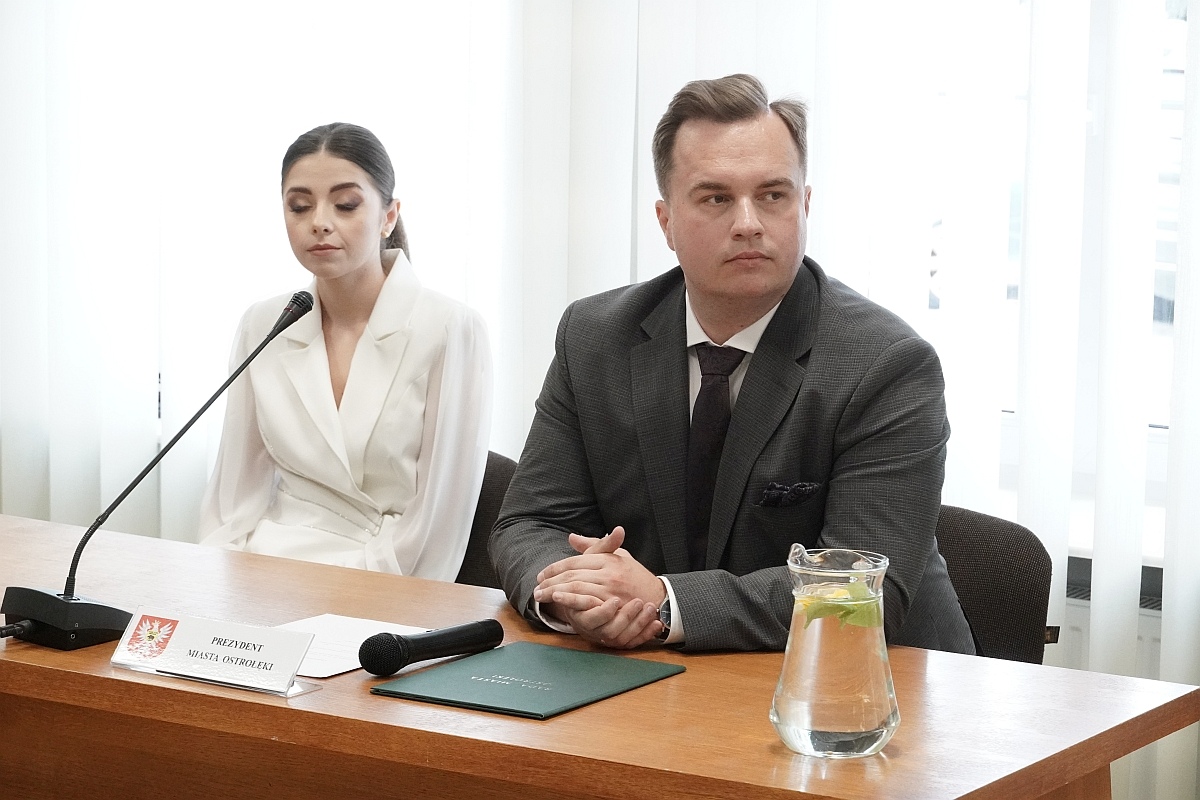 Sesja rady miasta Ostrołęki [07.05.2024] - zdjęcie #117 - eOstroleka.pl