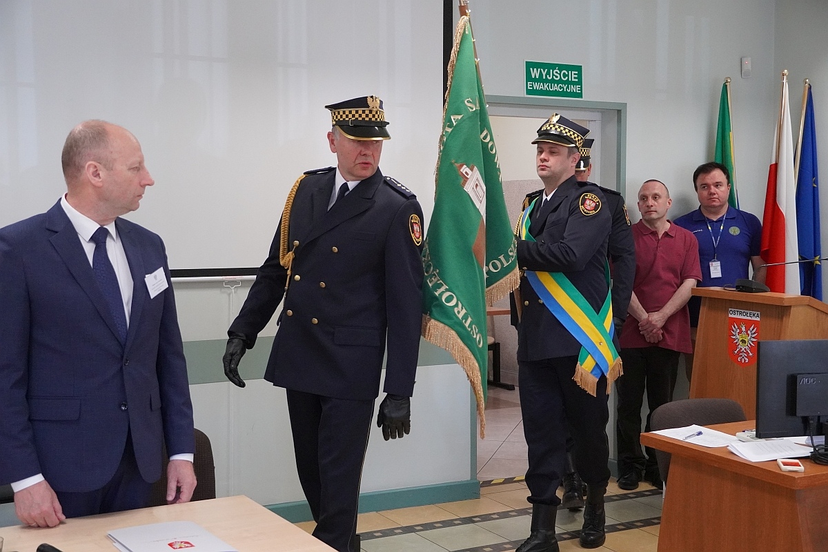 Sesja rady miasta Ostrołęki [07.05.2024] - zdjęcie #72 - eOstroleka.pl