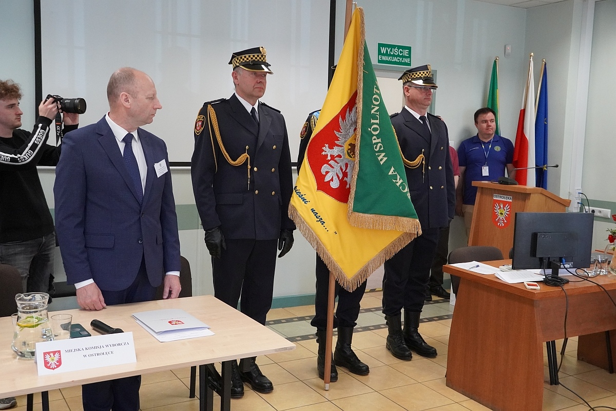 Sesja rady miasta Ostrołęki [07.05.2024] - zdjęcie #71 - eOstroleka.pl