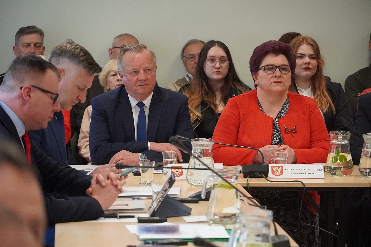 Sesja rady miasta Ostrołęki [07.05.2024] - zdjęcie #63 - eOstroleka.pl