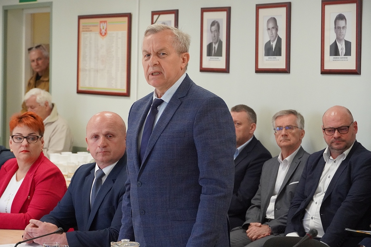 Sesja rady miasta Ostrołęki [07.05.2024] - zdjęcie #58 - eOstroleka.pl