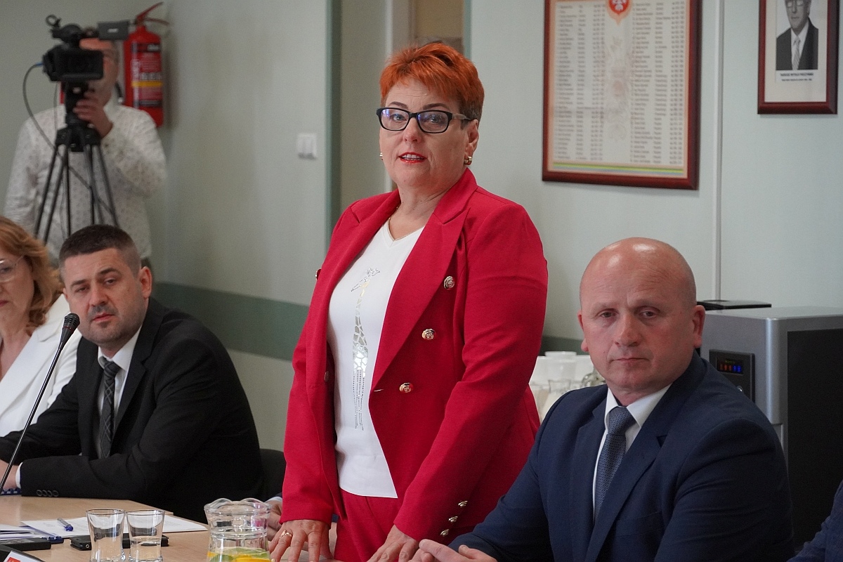 Sesja rady miasta Ostrołęki [07.05.2024] - zdjęcie #57 - eOstroleka.pl