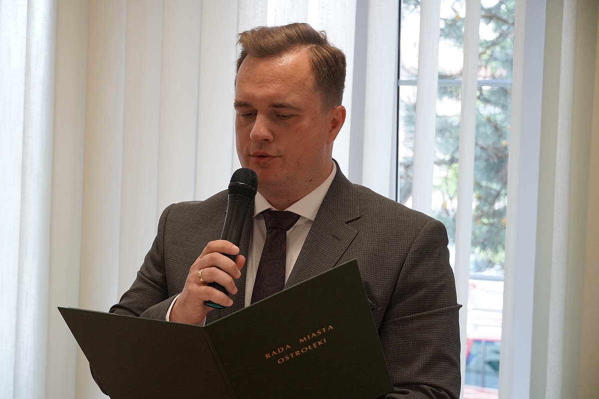 Sesja rady miasta Ostrołęki [07.05.2024] - zdjęcie #31 - eOstroleka.pl