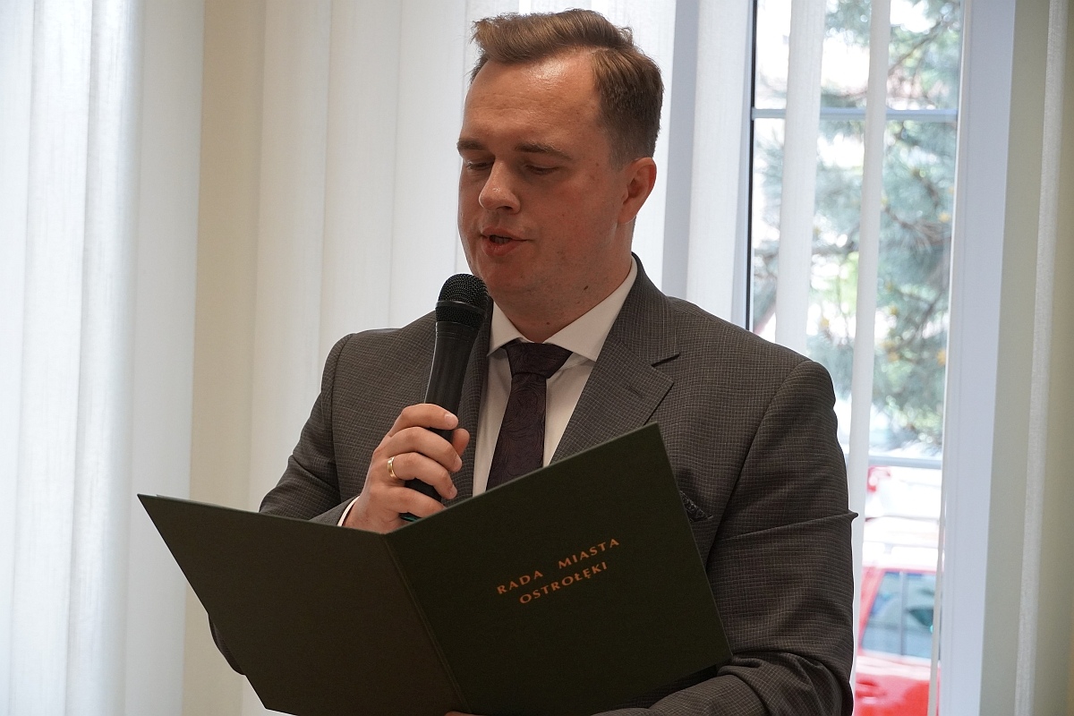 Sesja rady miasta Ostrołęki [07.05.2024] - zdjęcie #29 - eOstroleka.pl