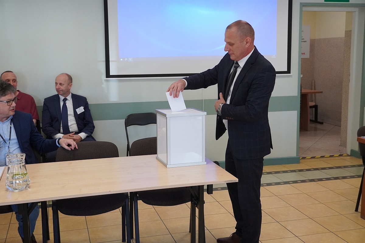 Sesja rady miasta Ostrołęki [07.05.2024] - zdjęcie #16 - eOstroleka.pl