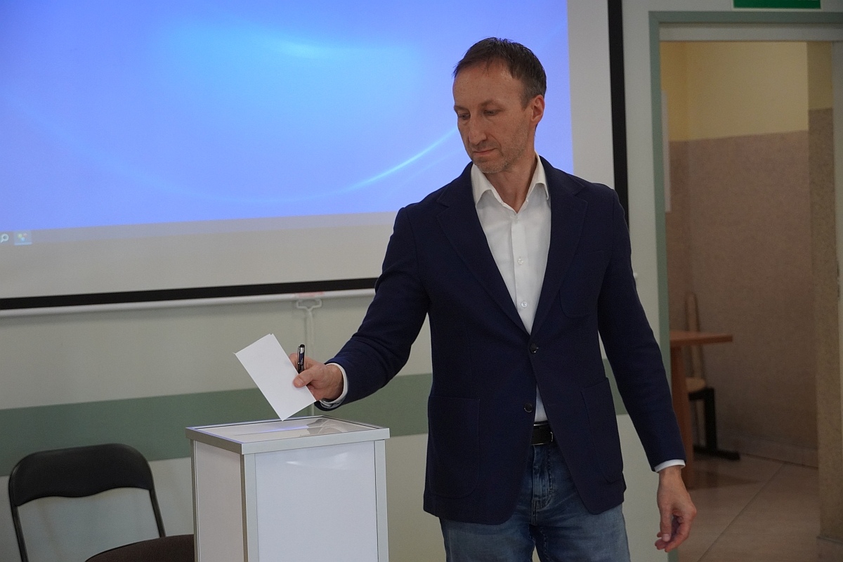 Sesja rady miasta Ostrołęki [07.05.2024] - zdjęcie #7 - eOstroleka.pl