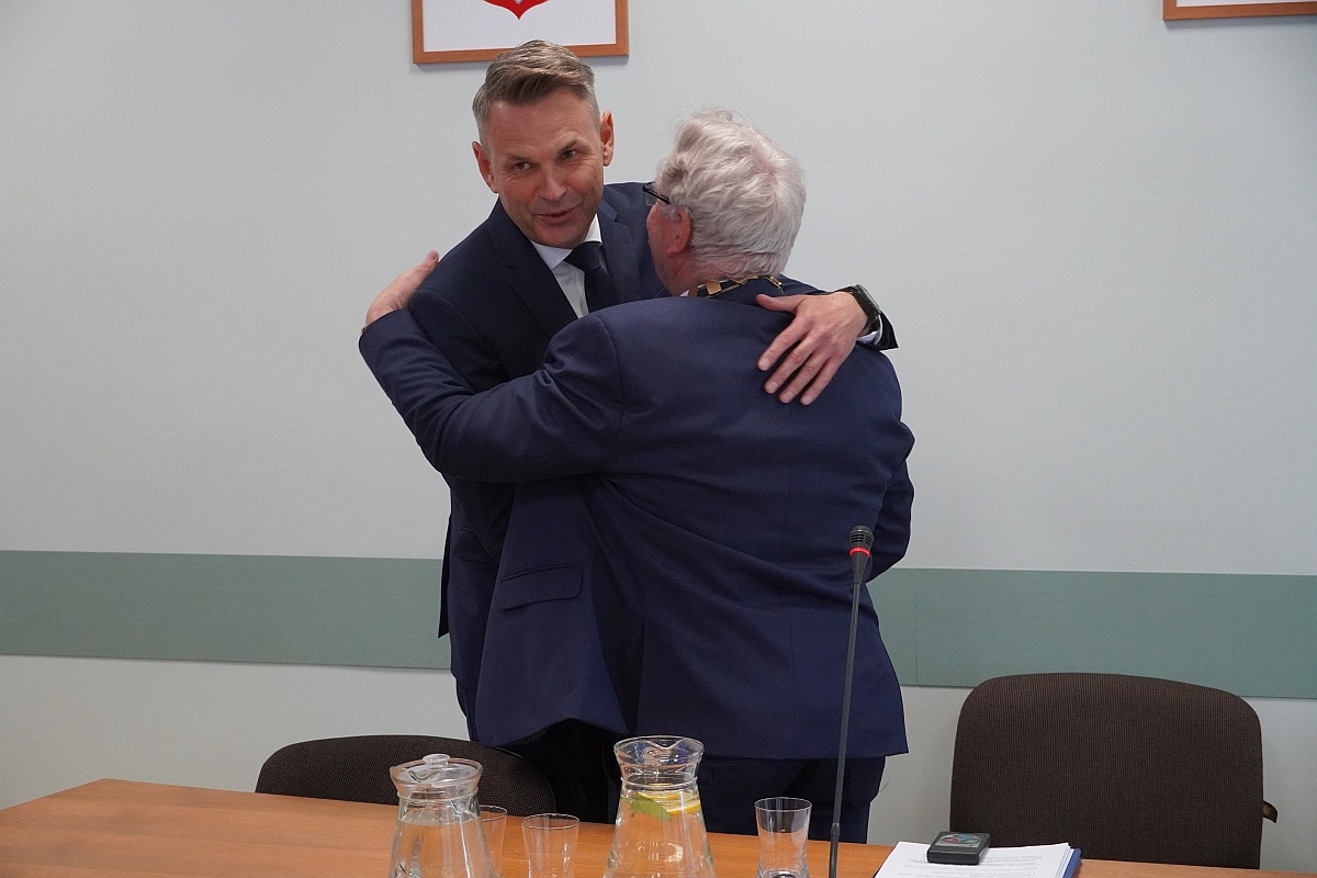 Sesja rady miasta Ostrołęki [07.05.2024] - zdjęcie #3 - eOstroleka.pl