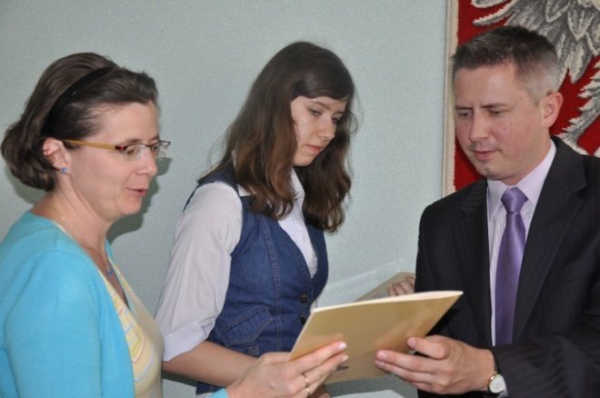 Międzyszkolny konkurs zbiórki baterii rozstrzygnięty (20 VI 2011) - zdjęcie #15 - eOstroleka.pl