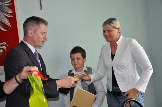 Międzyszkolny konkurs zbiórki baterii rozstrzygnięty (20 VI 2011) - zdjęcie #8 - eOstroleka.pl