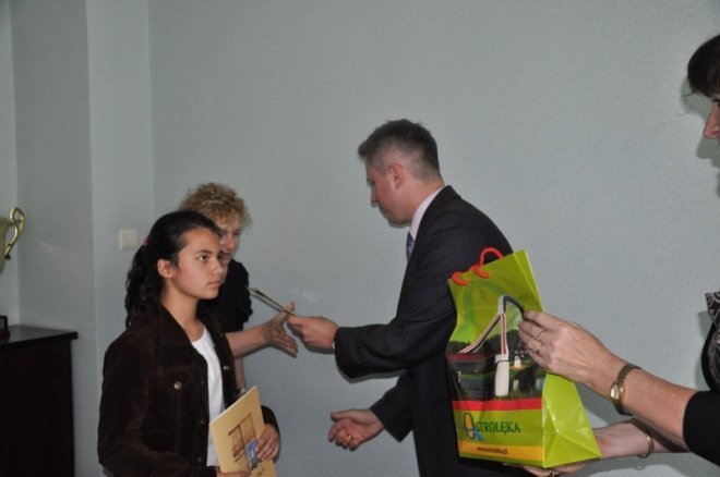Międzyszkolny konkurs zbiórki baterii rozstrzygnięty (20 VI 2011) - zdjęcie #4 - eOstroleka.pl