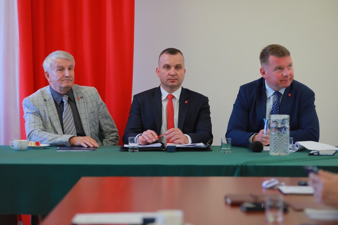 I sesja Rady Gminy w Rzekuniu [07.05.2024] - zdjęcie #17 - eOstroleka.pl