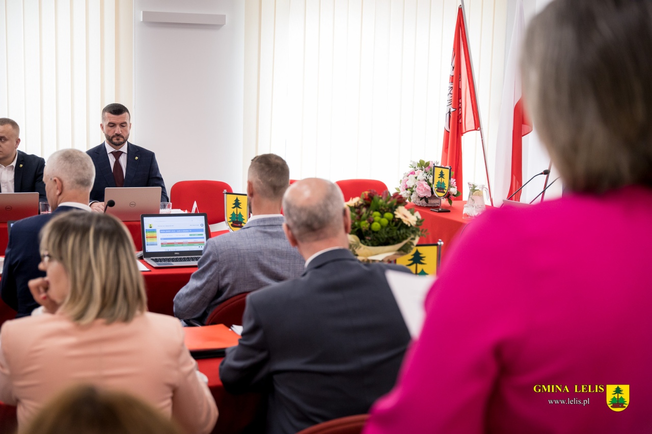 Inauguracja nowej Rady Gminy w Lelisie [07.05.2024] - zdjęcie #54 - eOstroleka.pl