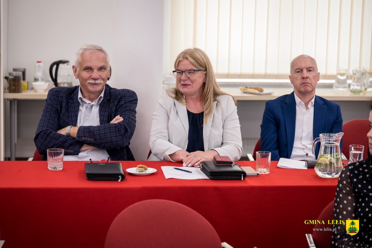 Inauguracja nowej Rady Gminy w Lelisie [07.05.2024] - zdjęcie #47 - eOstroleka.pl