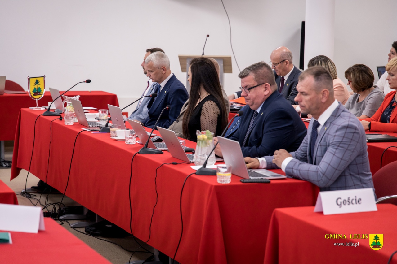 Inauguracja nowej Rady Gminy w Lelisie [07.05.2024] - zdjęcie #40 - eOstroleka.pl