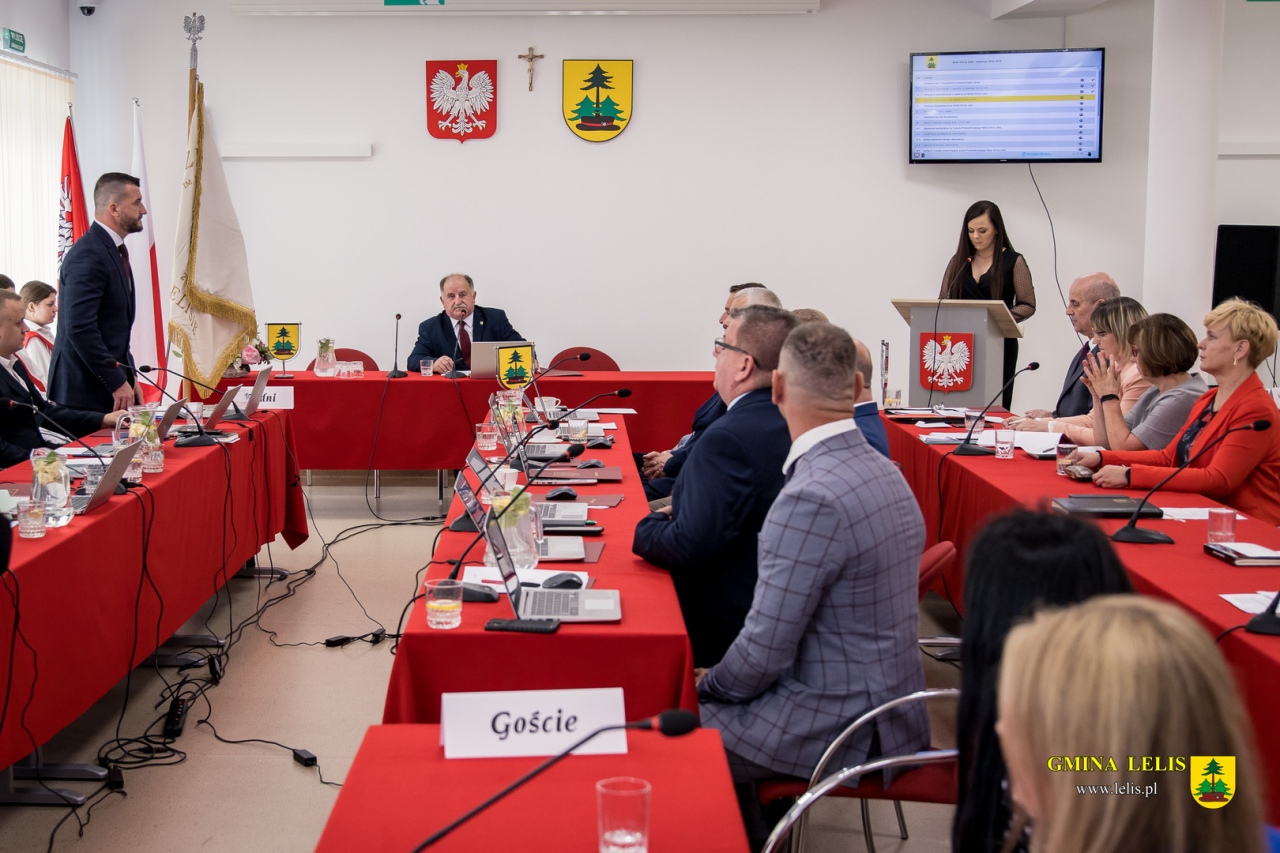 Inauguracja nowej Rady Gminy w Lelisie [07.05.2024] - zdjęcie #35 - eOstroleka.pl